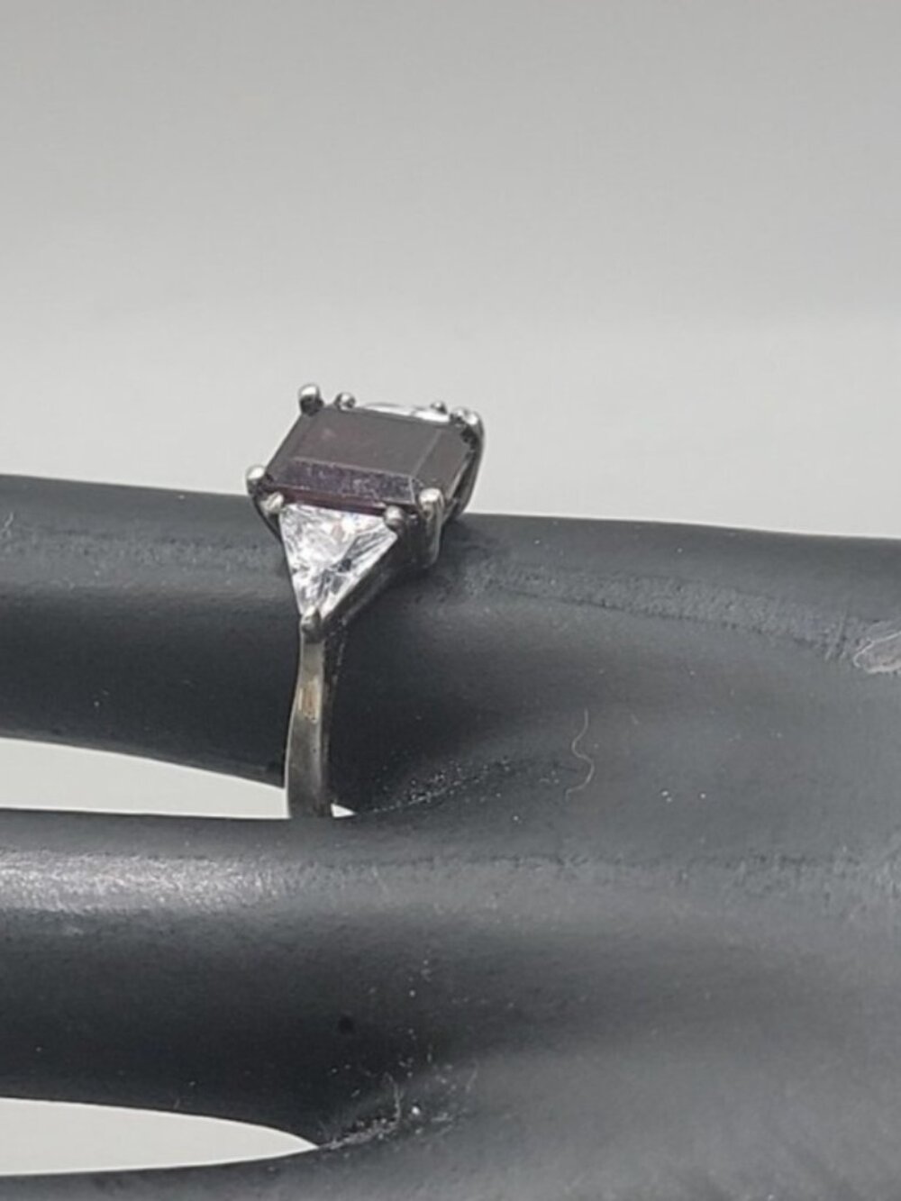 JC Sipes Sterling Silver Pyrope Garnet Ring Trillion Cut Cubic Zirconia SZ 9 - Picture 12 of 15